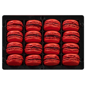 ماكرون بمذاق توت